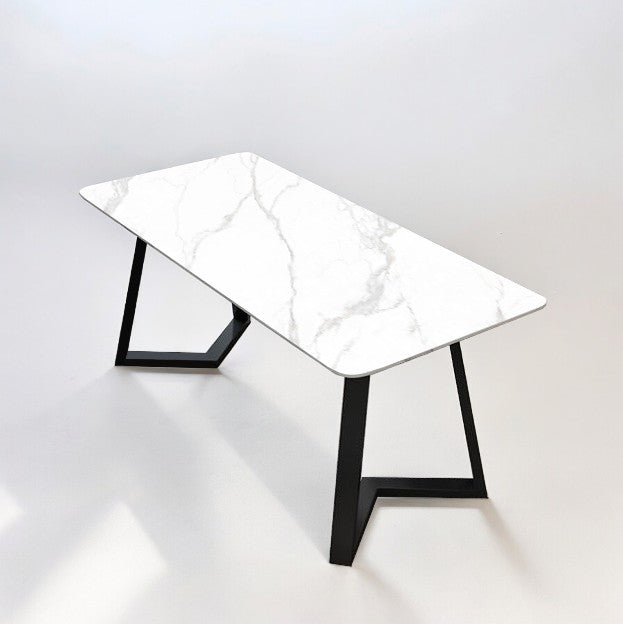 Malu 1.6m Dining Table