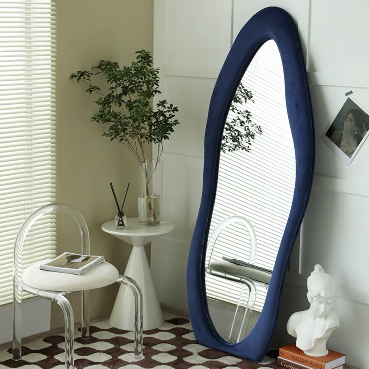 AuraFlow Floor Mirror