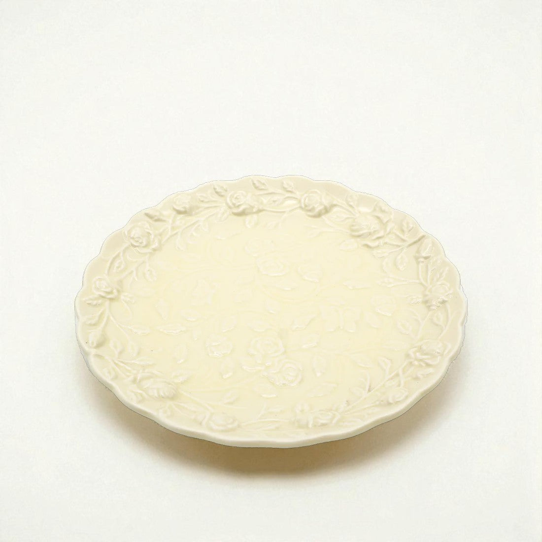 Faubourg Embossed Flat Plate